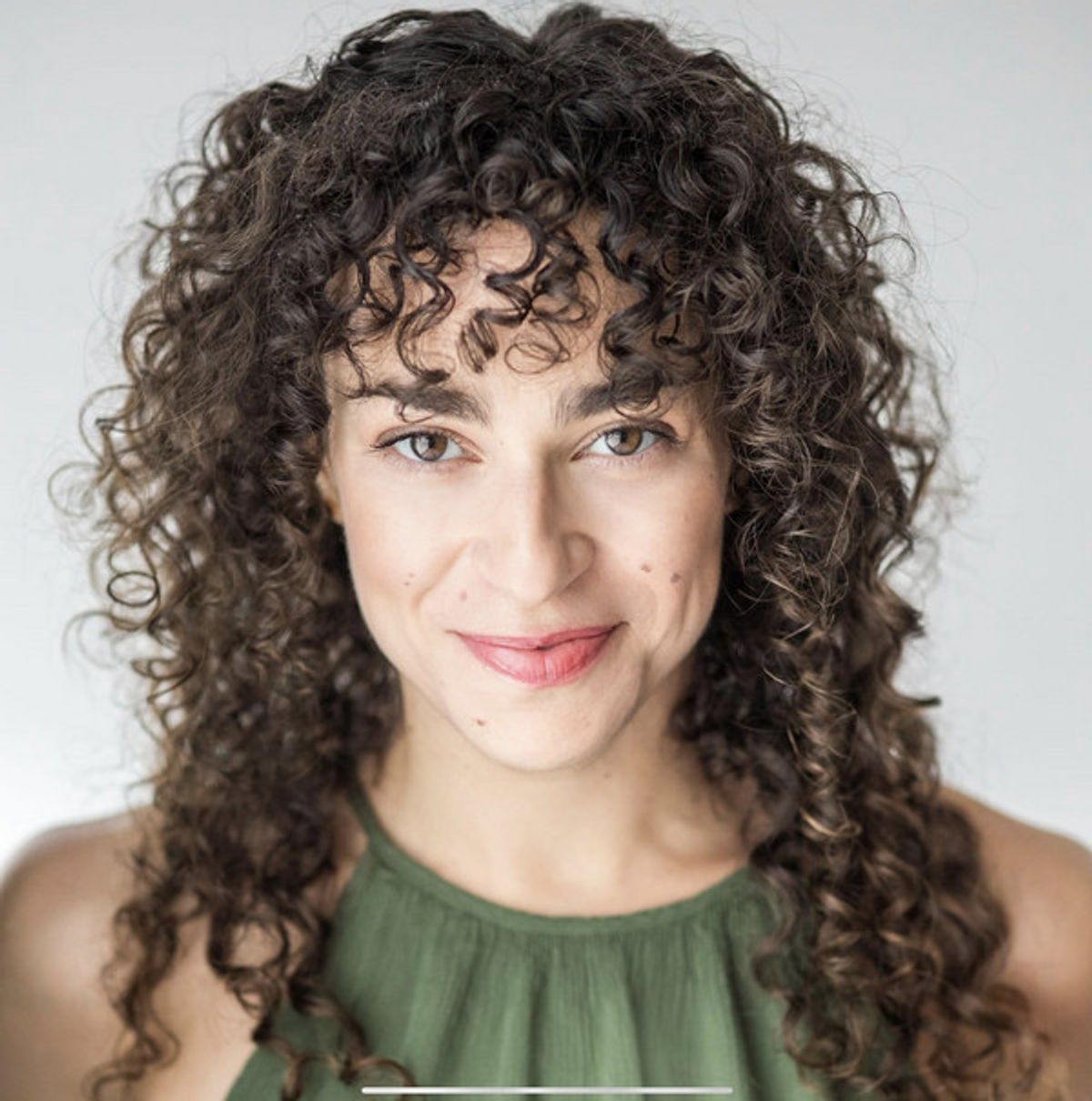 Rebecca Kritzer Headshot