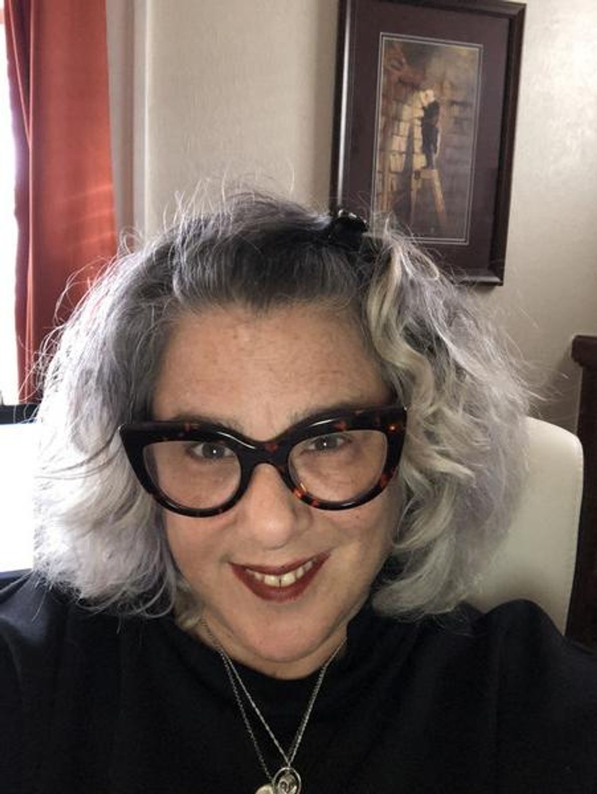 Debbie Lamedman Headshot