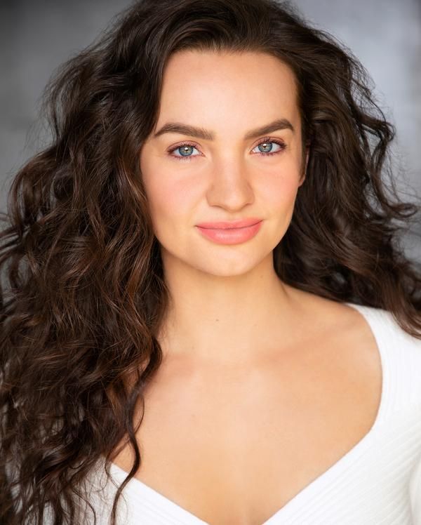 Isabella Olivas Photo