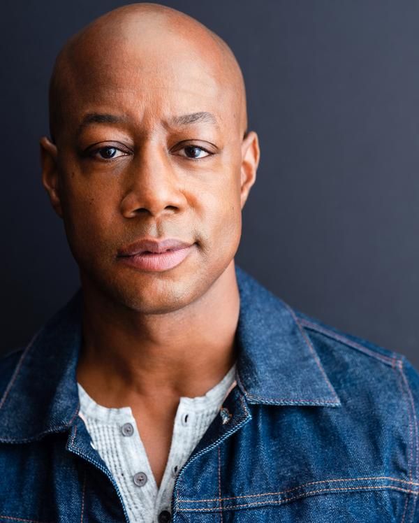 Charles Everett Photo
