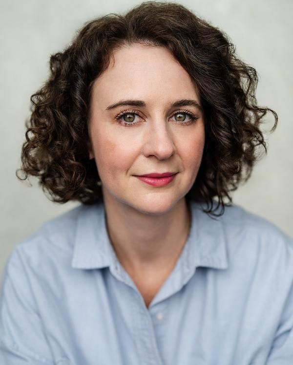 Molly Samson Photo