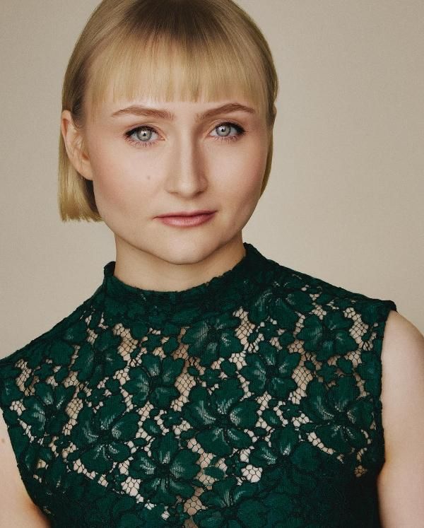 Rae Gray Photo