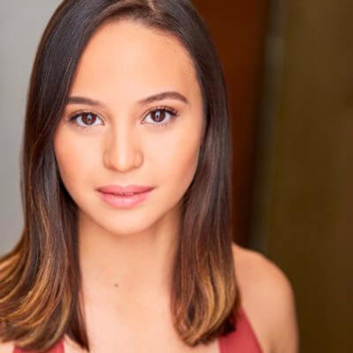 Chloe Nadon-Enriquez Headshot
