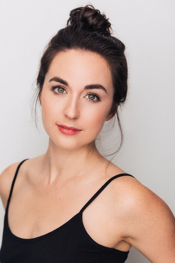 Whitney Winfield Photo