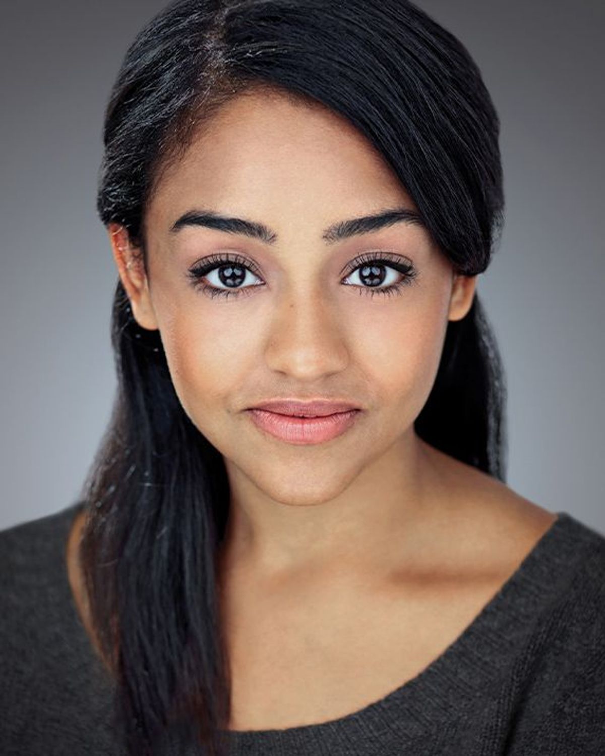 Stephanie Gomerez Headshot
