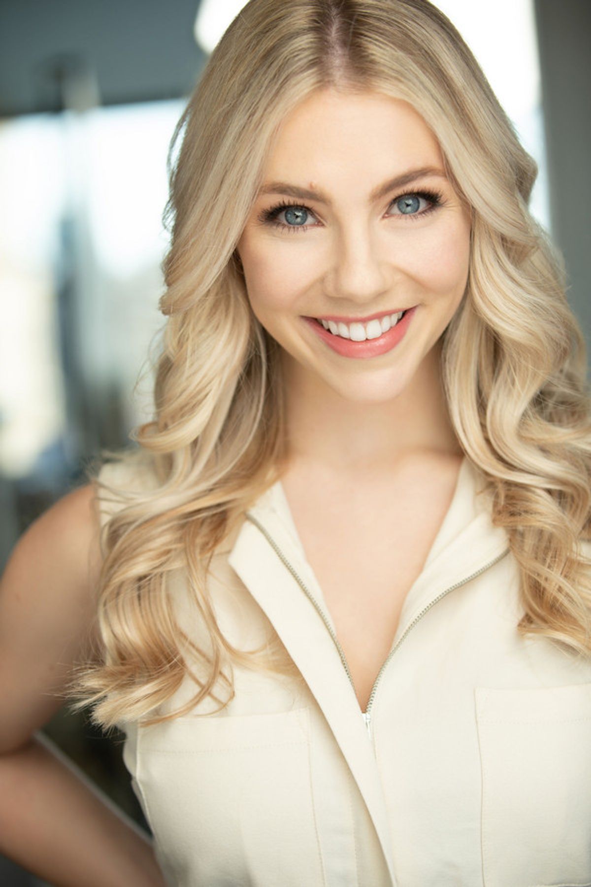 Sarah Rose Headshot