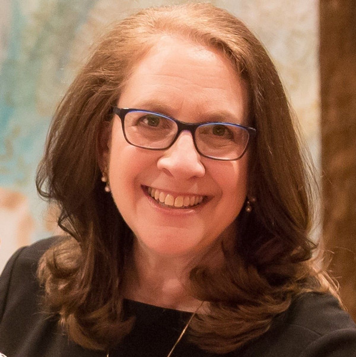 Cheryl Mintz Headshot