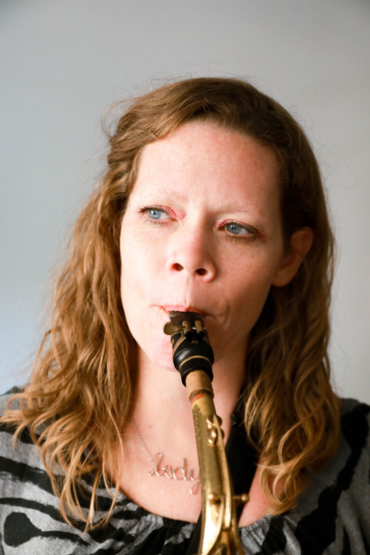 Caroline Davis Headshot