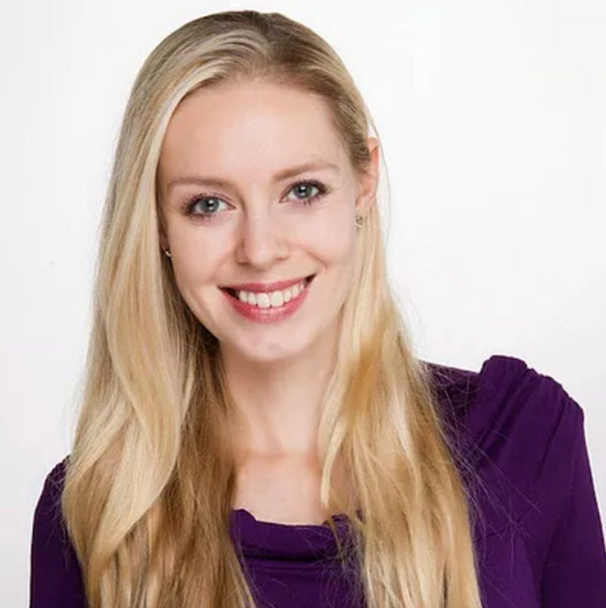 Johanna Telander Headshot