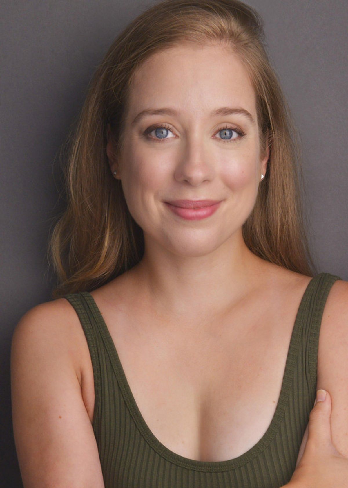 Alyse Alan Louis Headshot