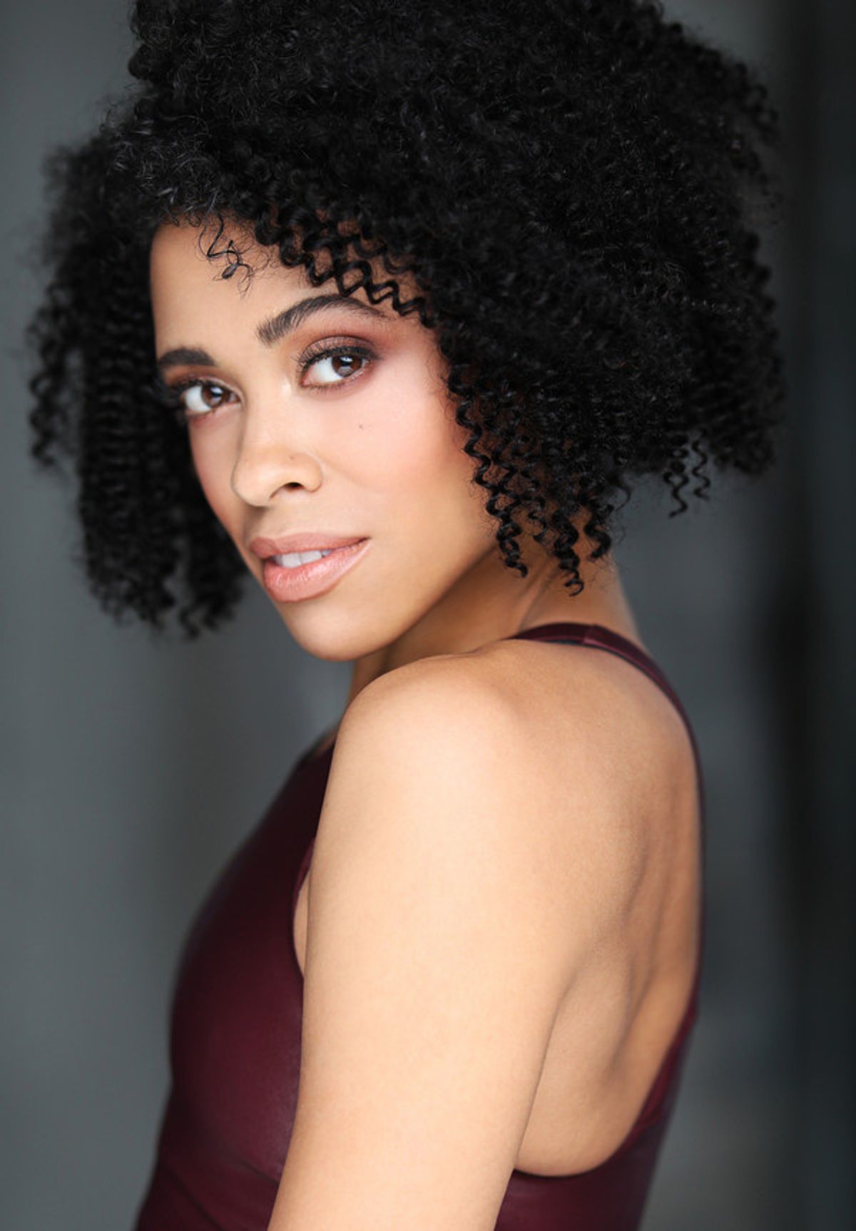 Julia Harnett Headshot