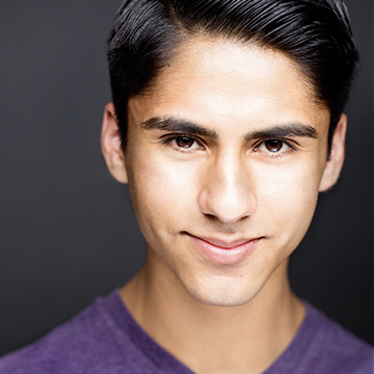 Ernesto Olivas Headshot