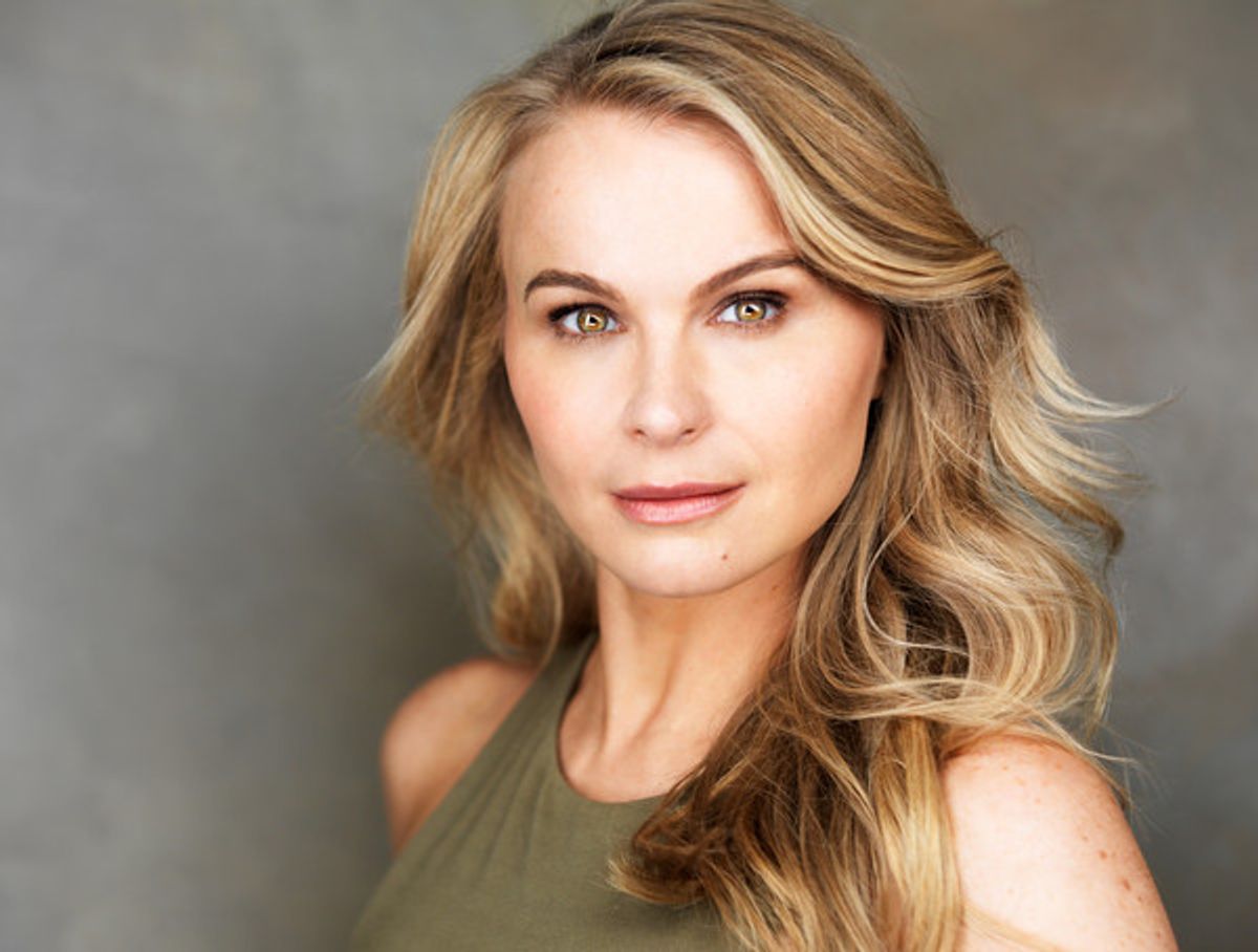 Stacie Bono Headshot