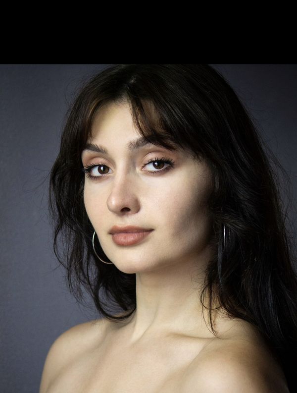 Anja Avsharian Photo