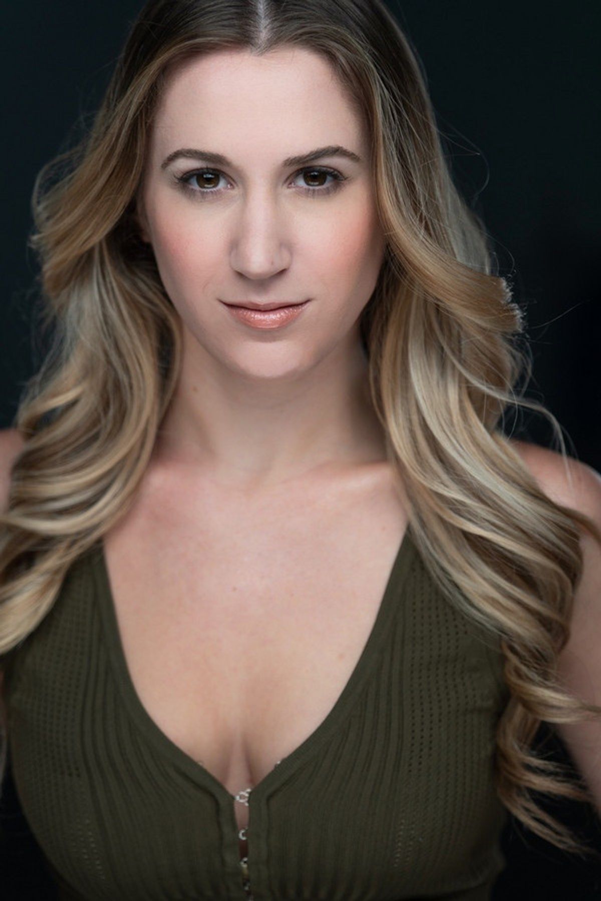 Katie Miller Headshot