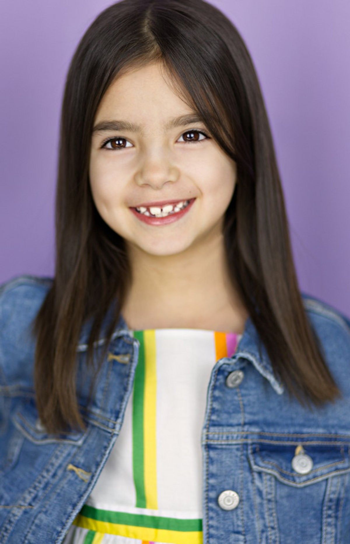 Sofie Nesanelis Headshot