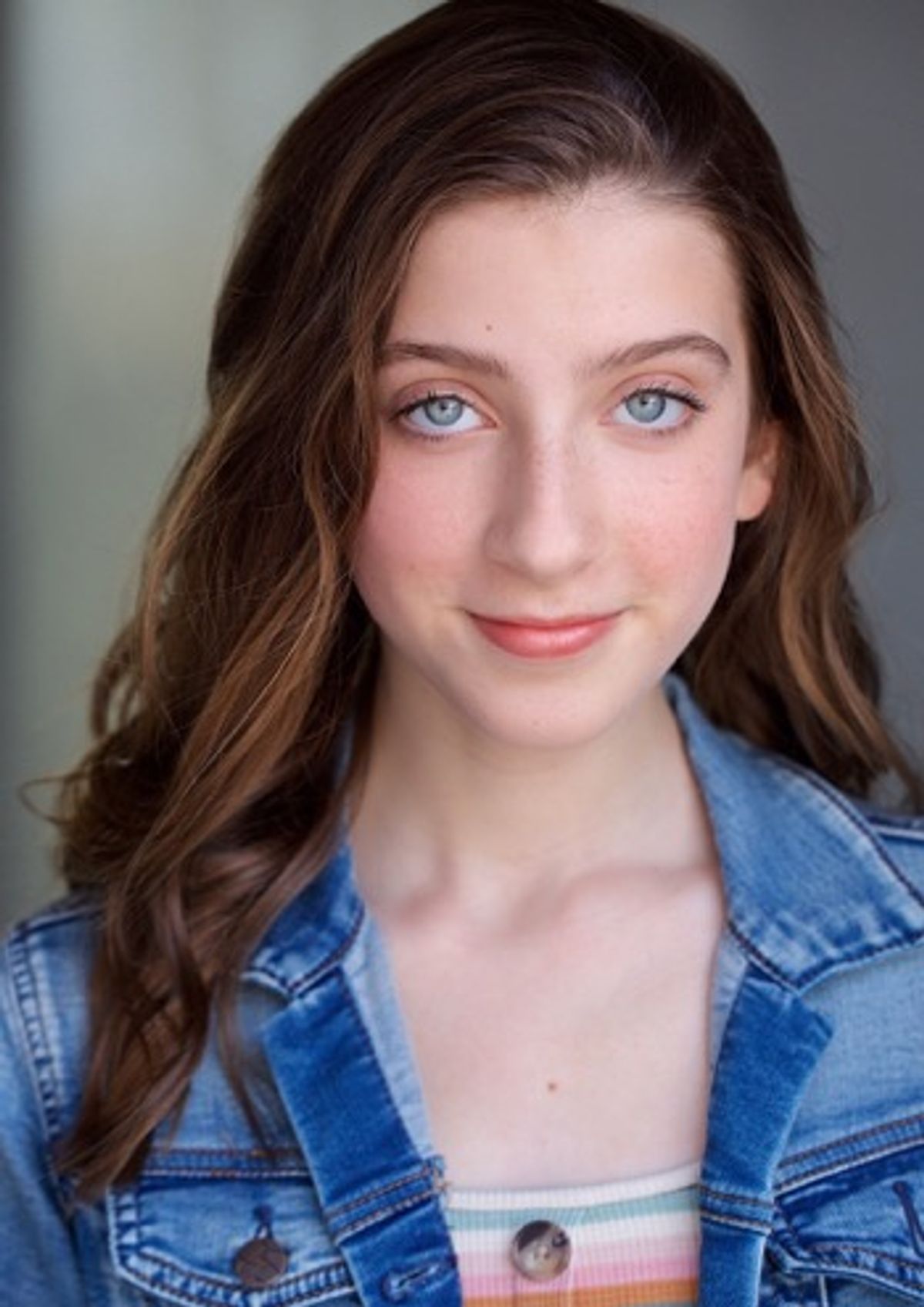 Ayla Schwartz Headshot