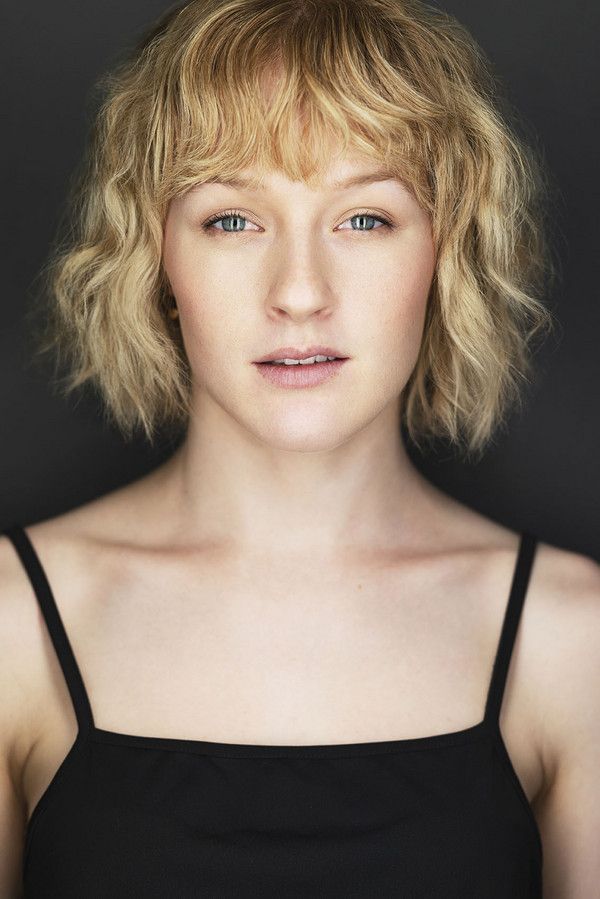 Holly Gould Photo