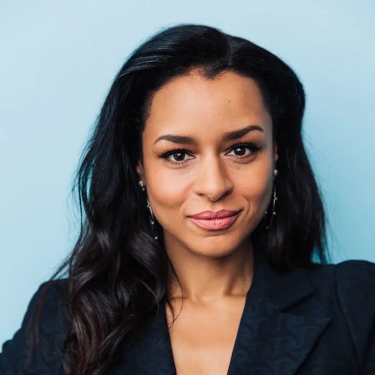 Sarah Cooper Headshot