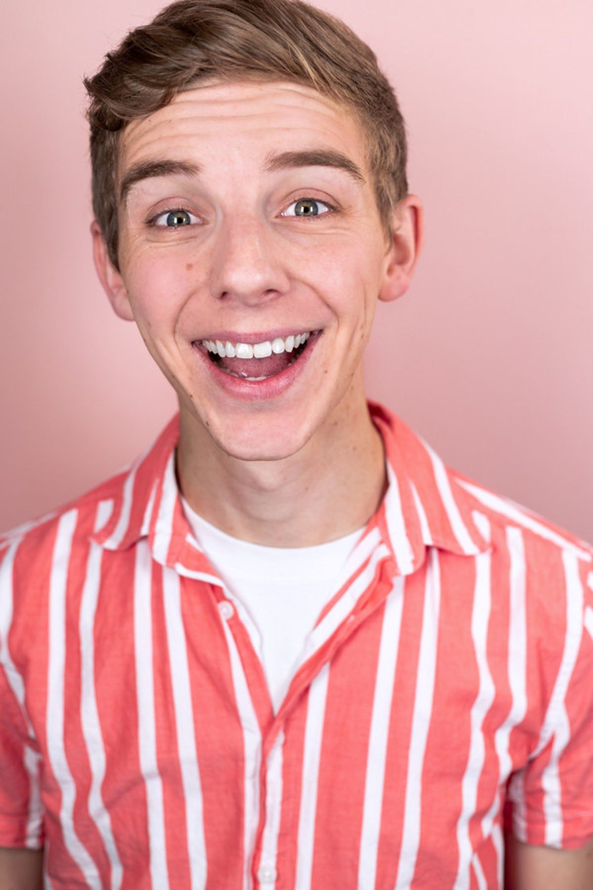 Nik Olson Headshot