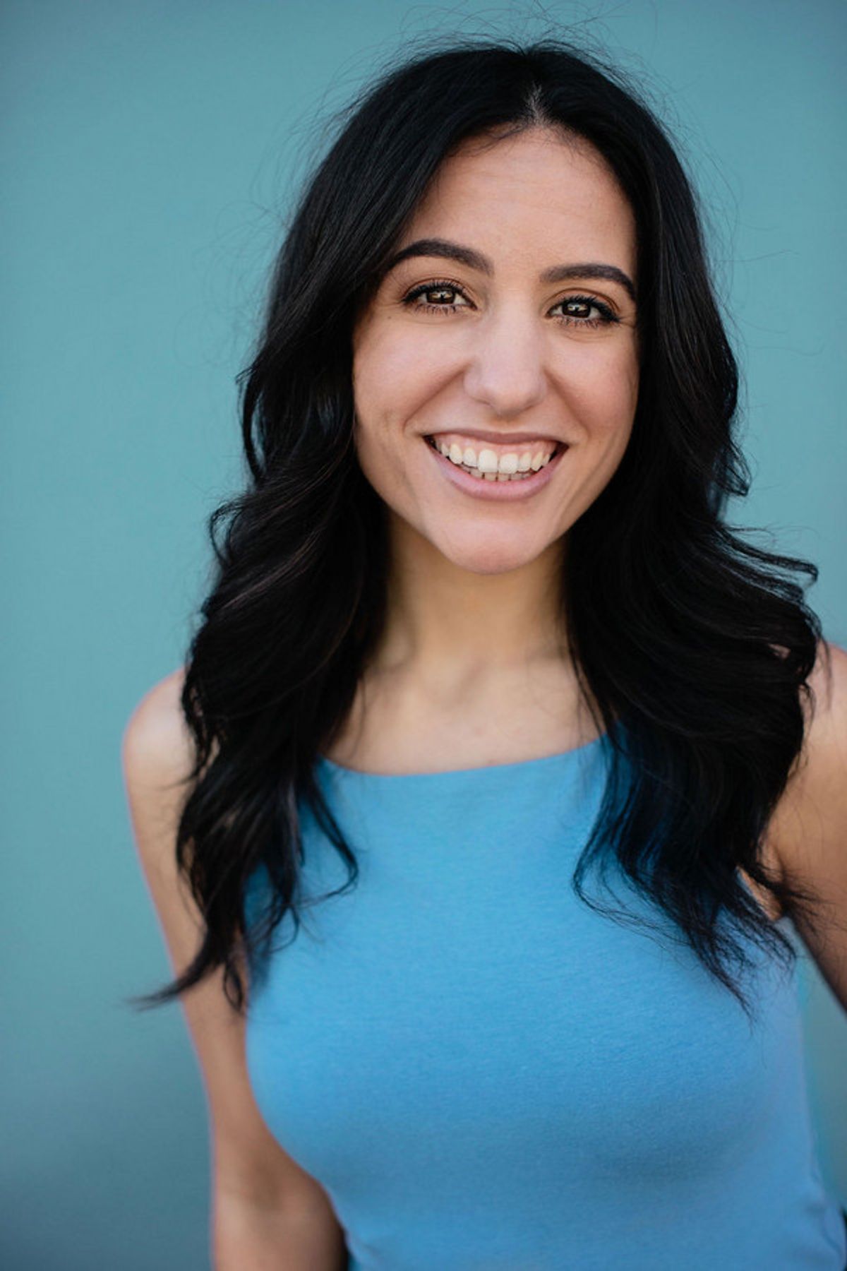 Tarnim Henien-Bybee Headshot
