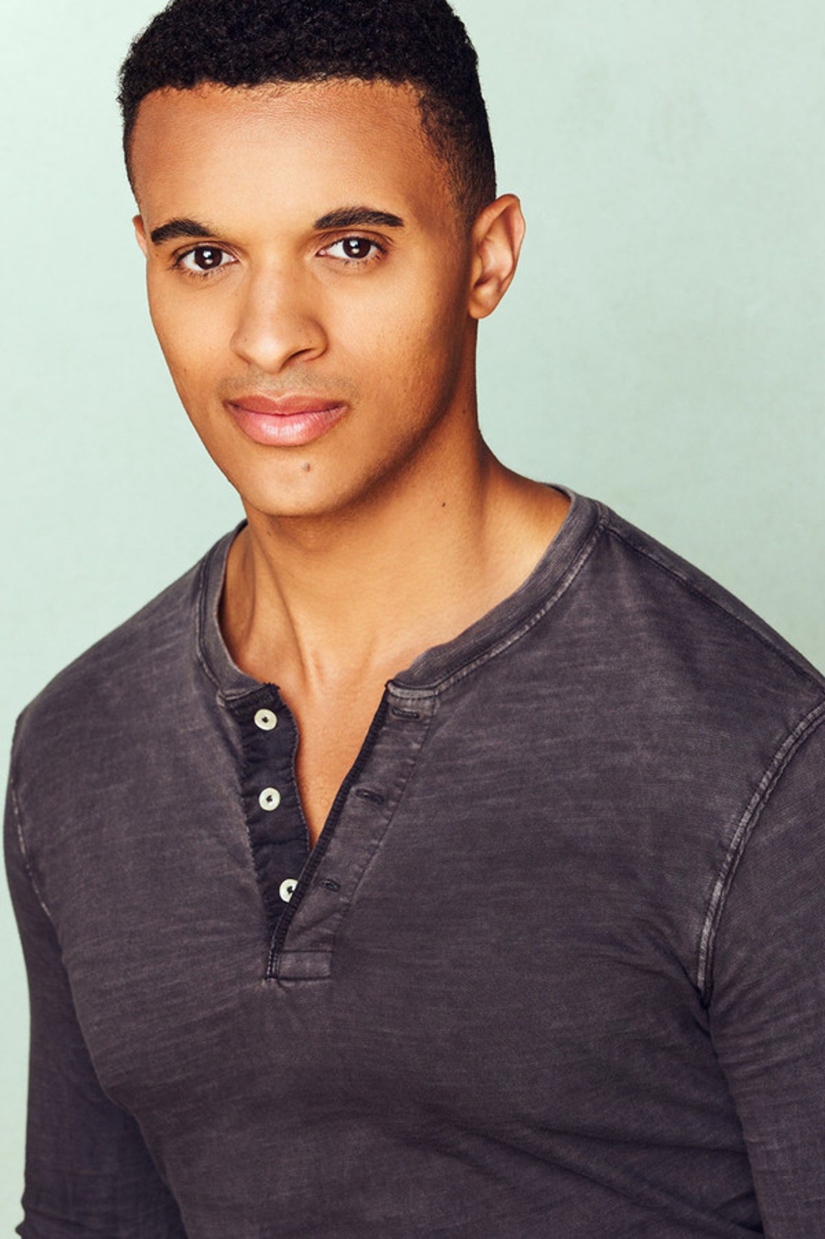 Robert Hunter Bry Headshot