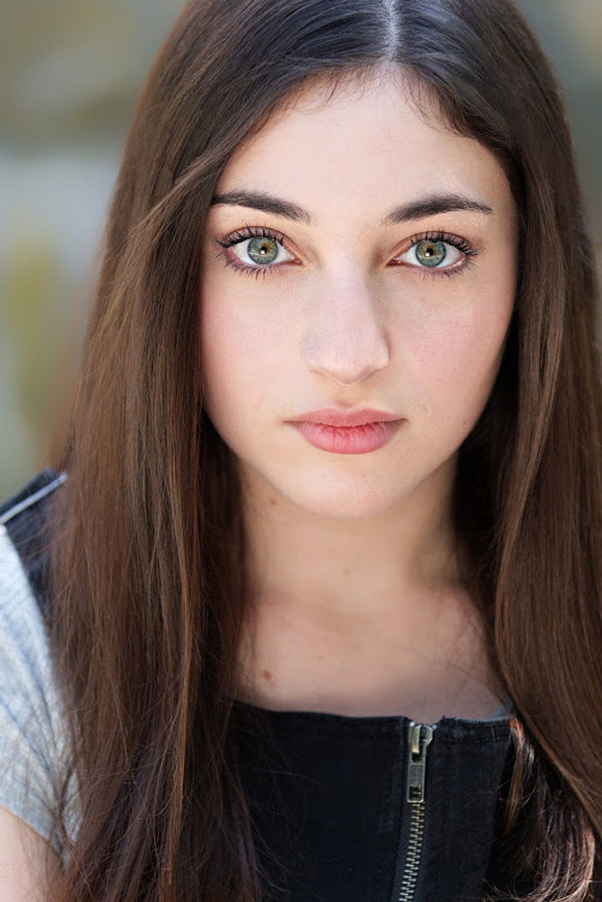 Carly Post Headshot