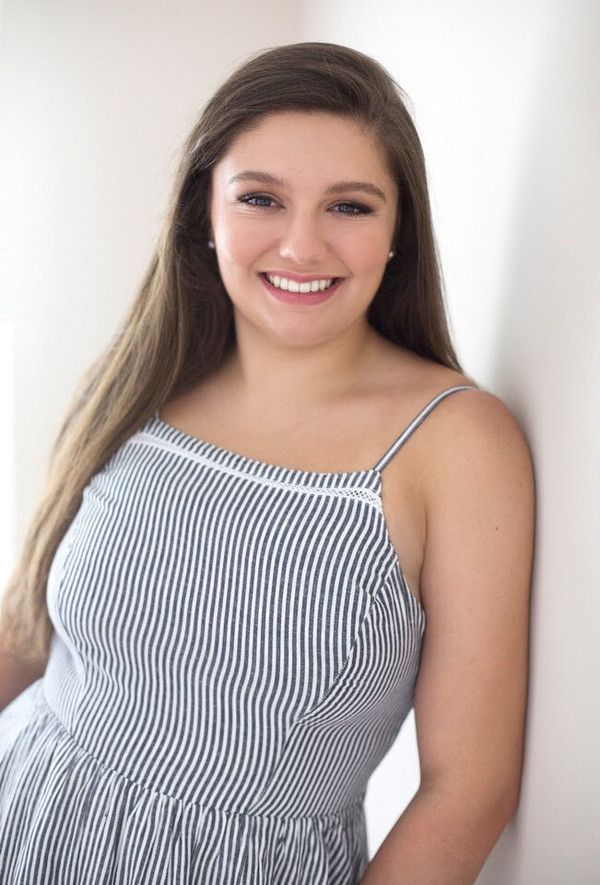 Danielle Russell Photo