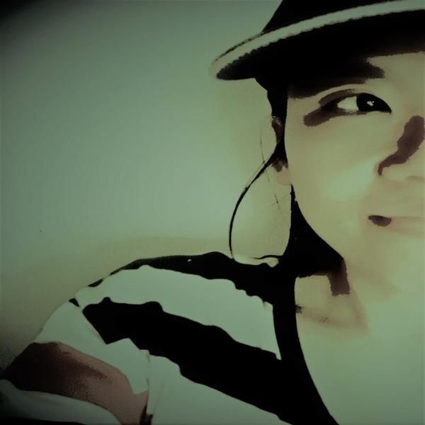 Adeline Yeo Photo