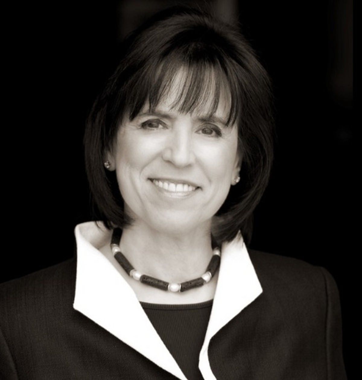 Harriet Leve Headshot