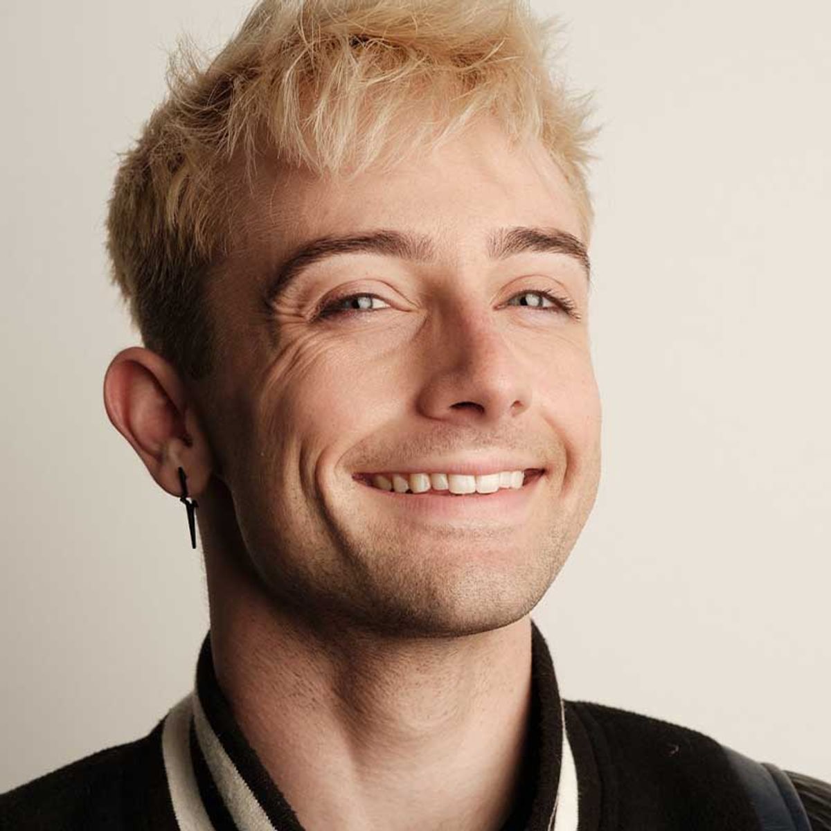 Tony d’Alelio Headshot