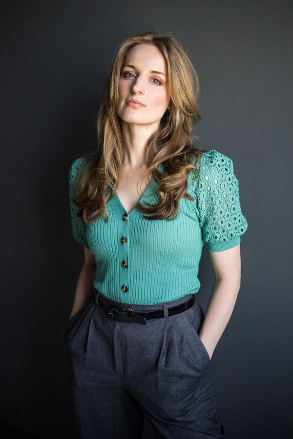 Jennifer Lucy Cook Photo