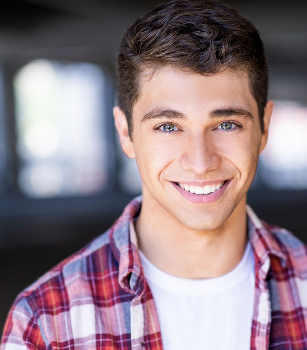 Austin Phillips Headshot