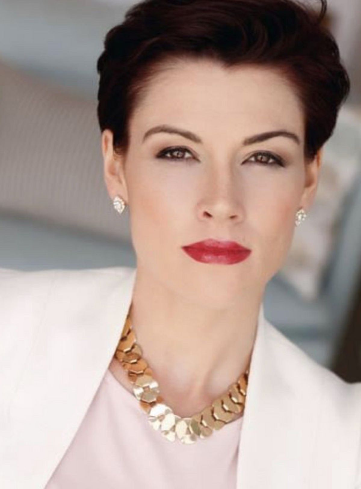 Lindsay Roginski Headshot