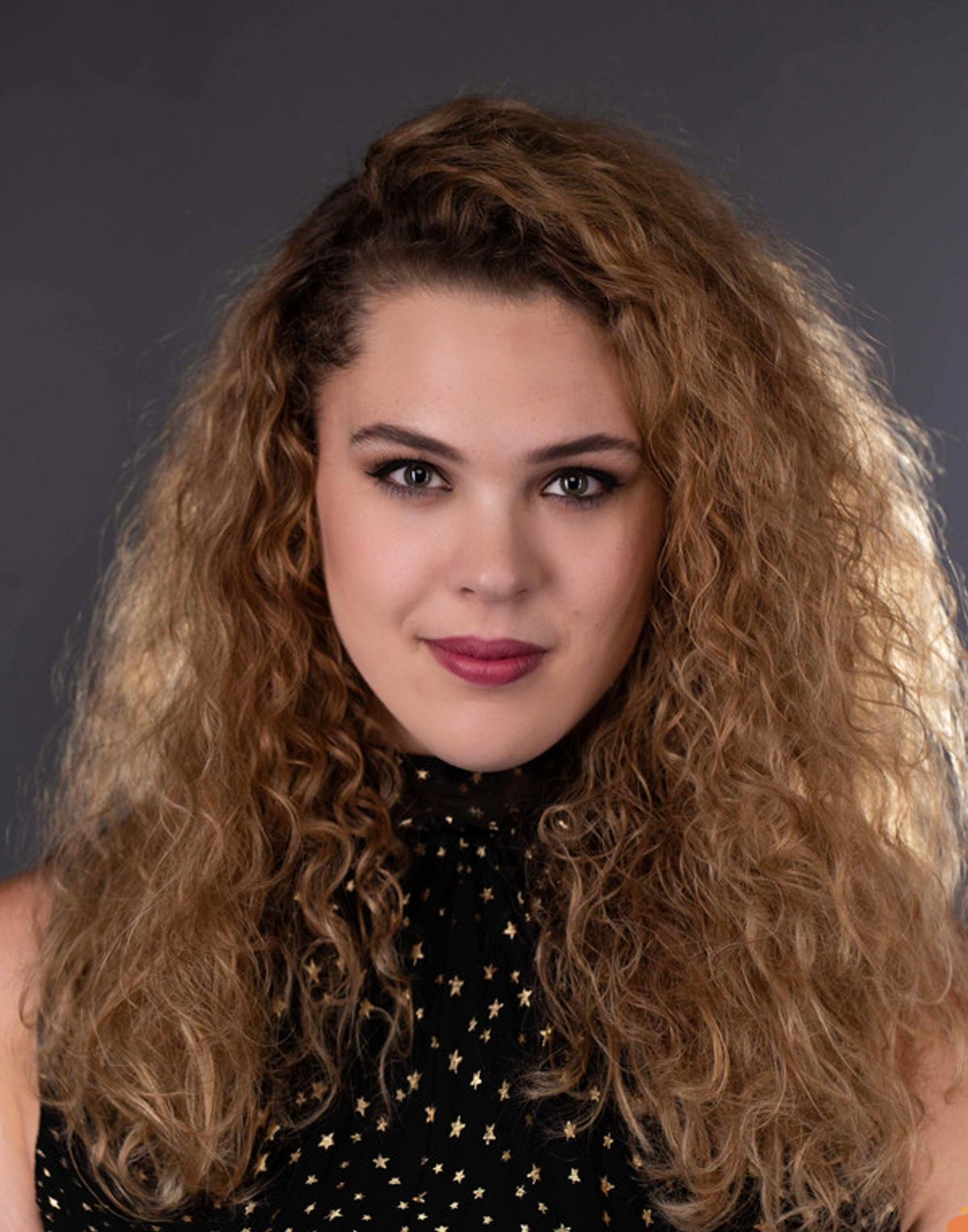 Jessica Lyndsie Babcock Headshot