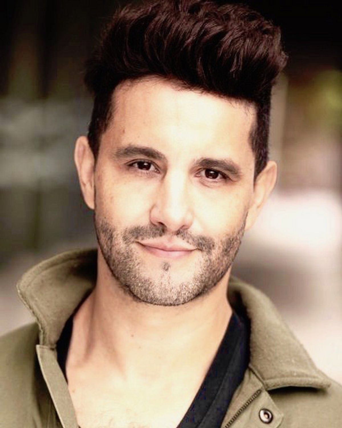 Eduardo Enrikez Headshot