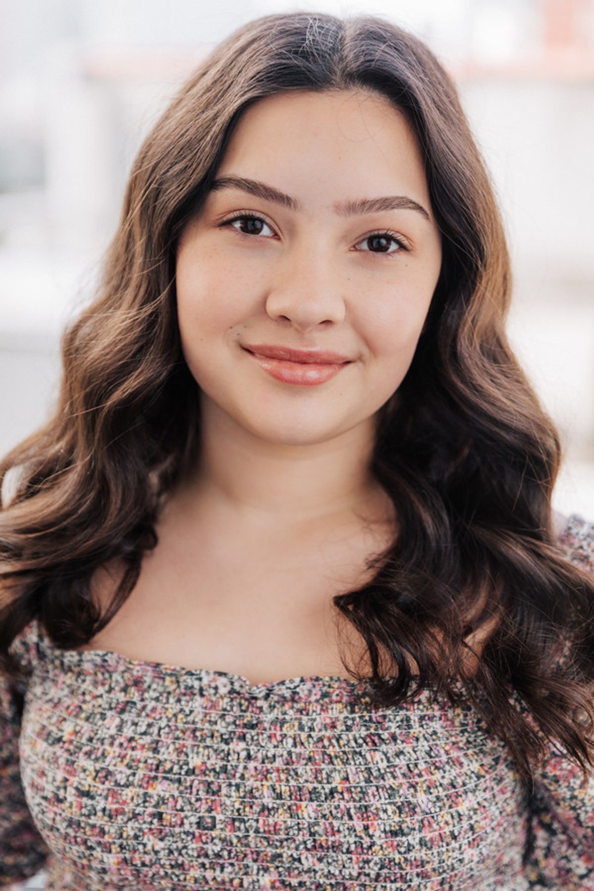 Gabriella Uhl Headshot