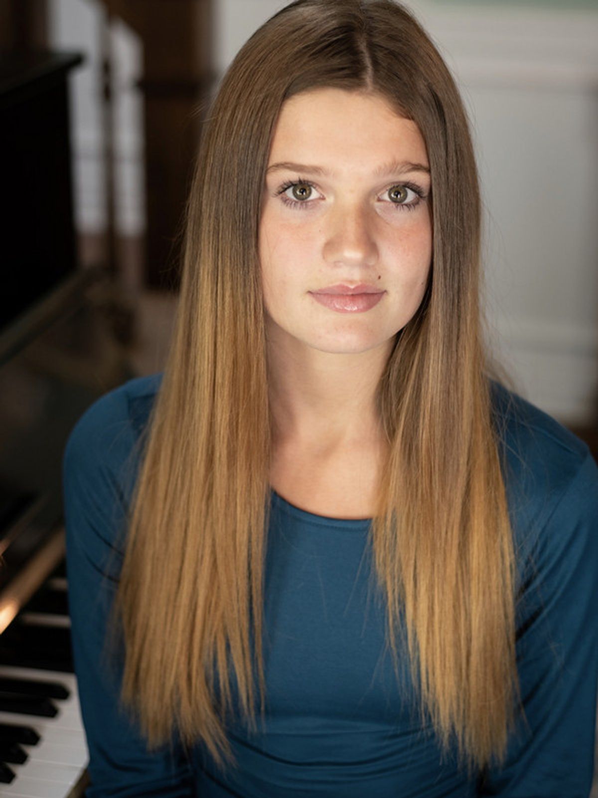 Nora Collard Headshot