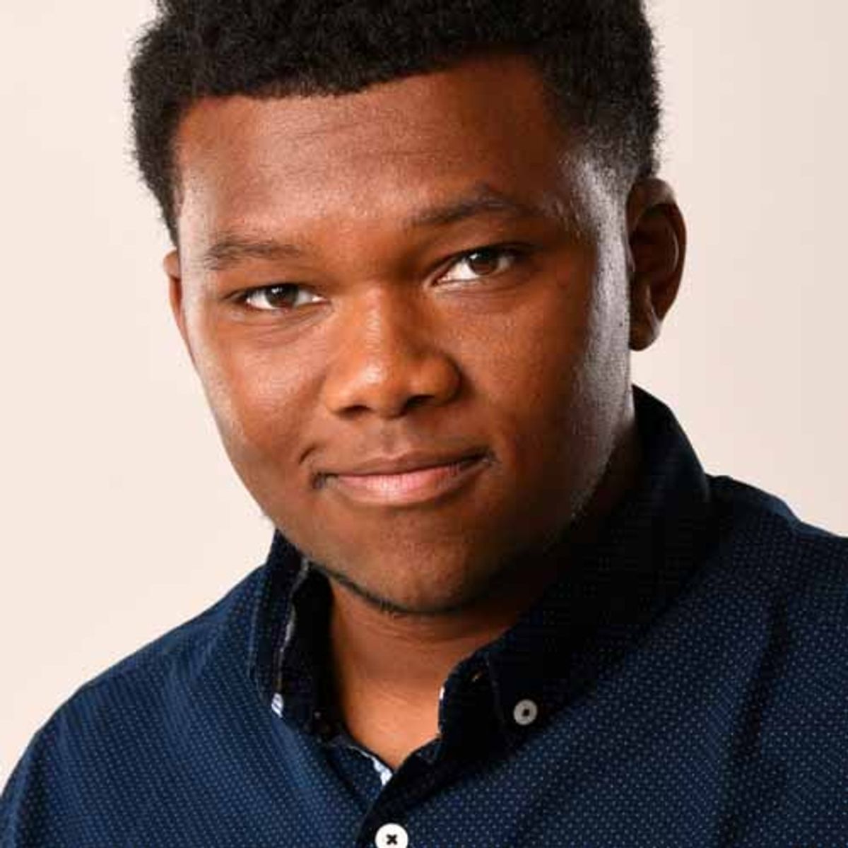 Elijah Lyons Headshot