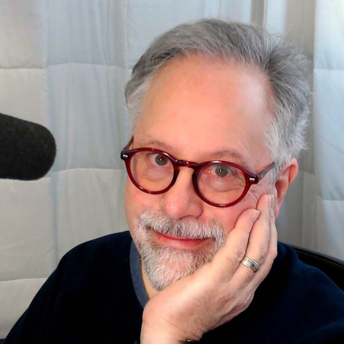 Howard Hoffman Headshot