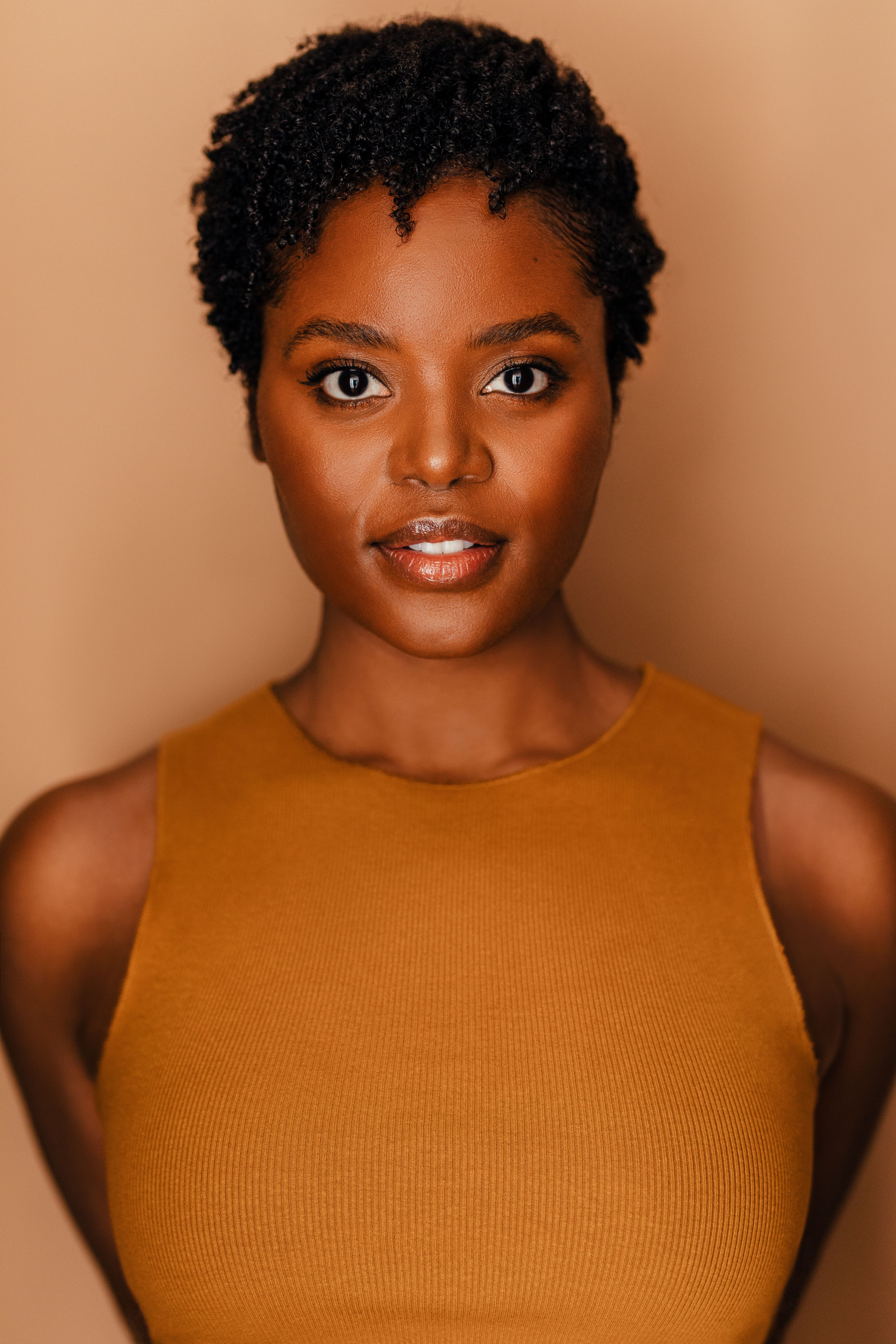 Brittany Bellizeare Photo