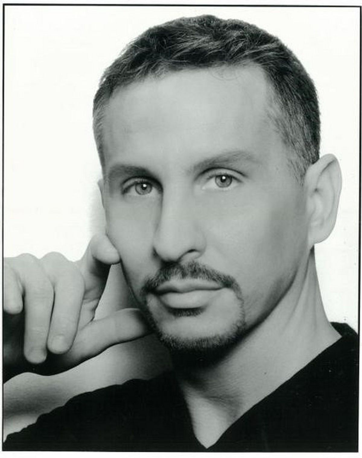 Tom Vaughn Headshot