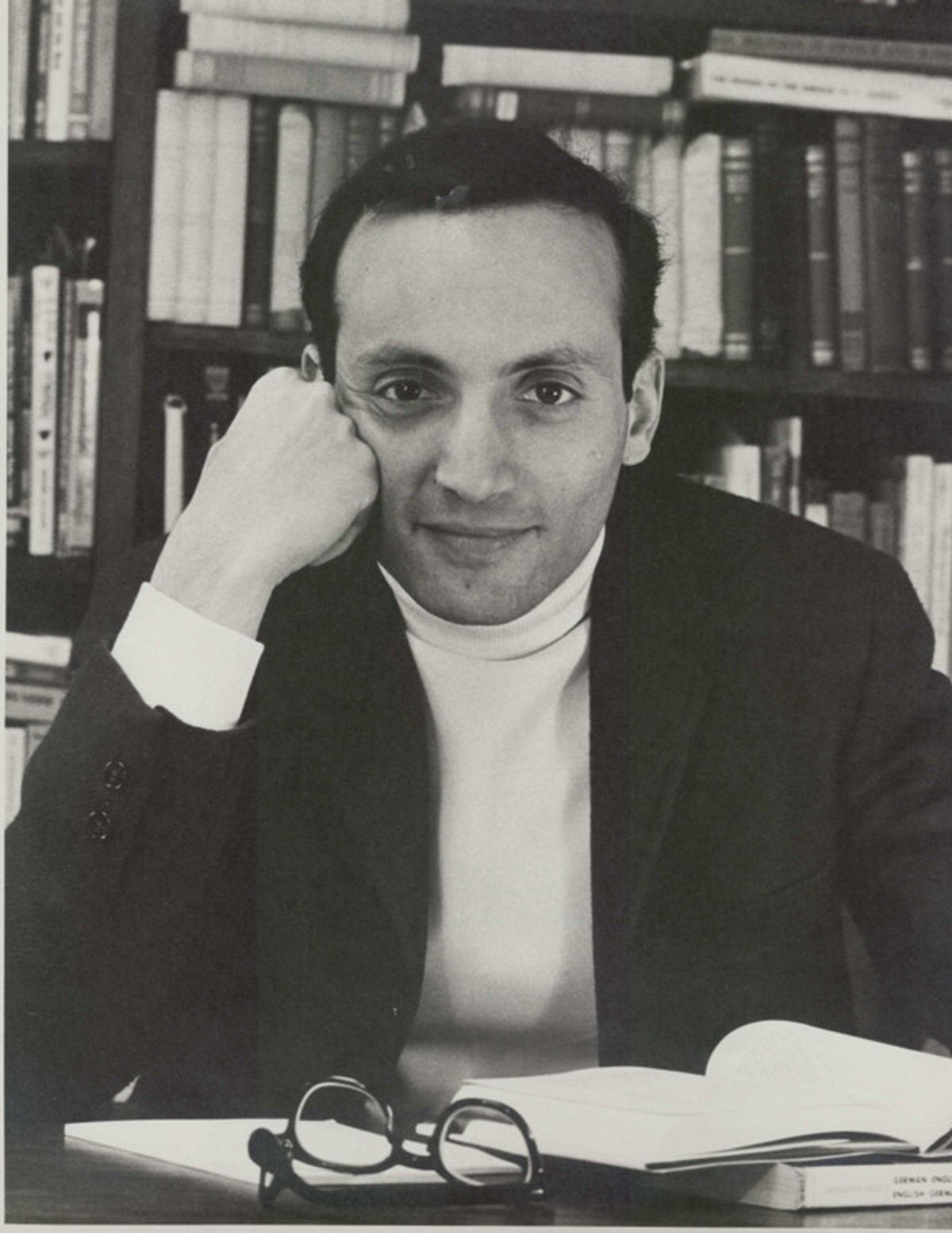 Erich Segal Headshot