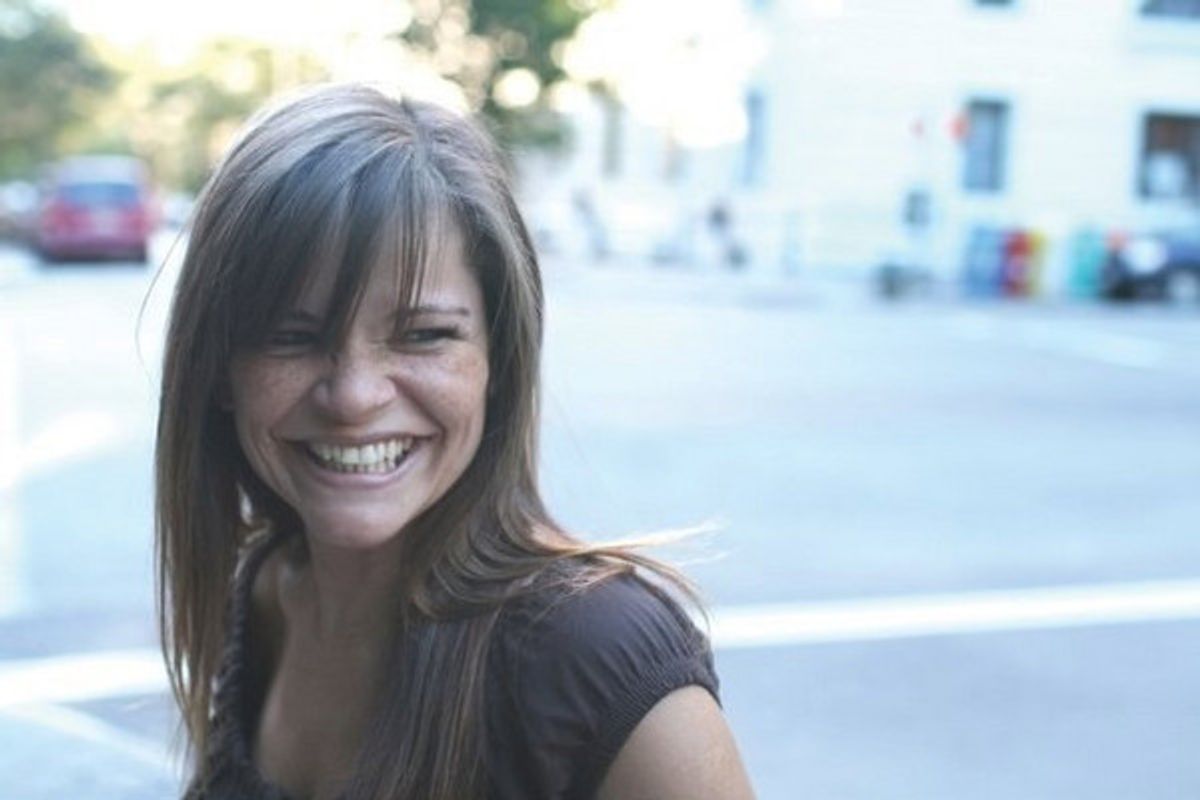 Kim Alvarez Headshot