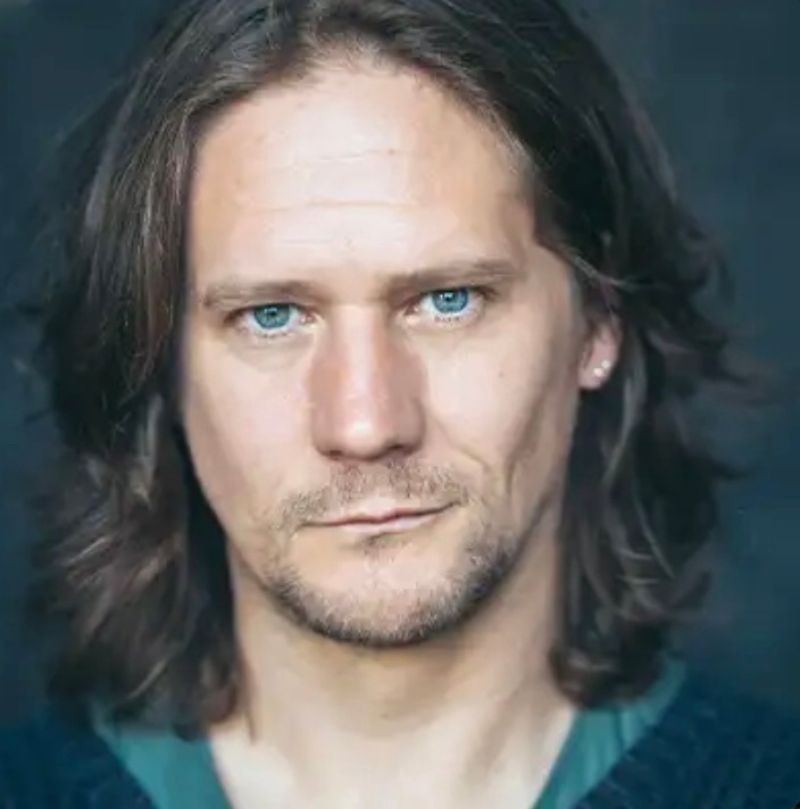 Bryan Dick Photo