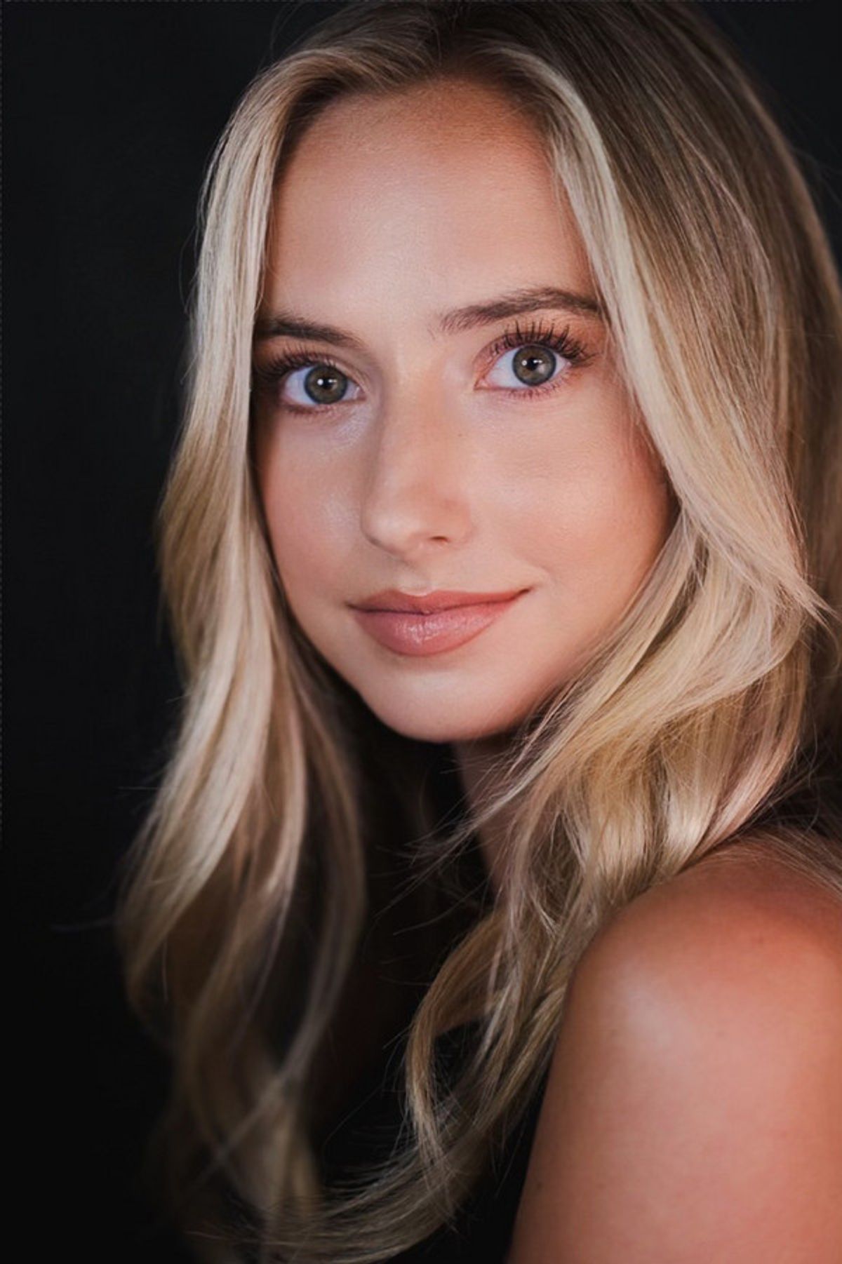 Hannah Truman Headshot