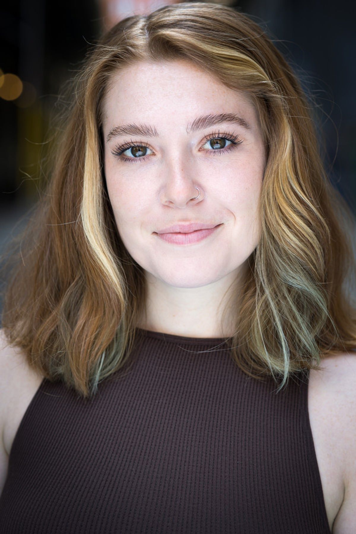 Zoe Dean Headshot