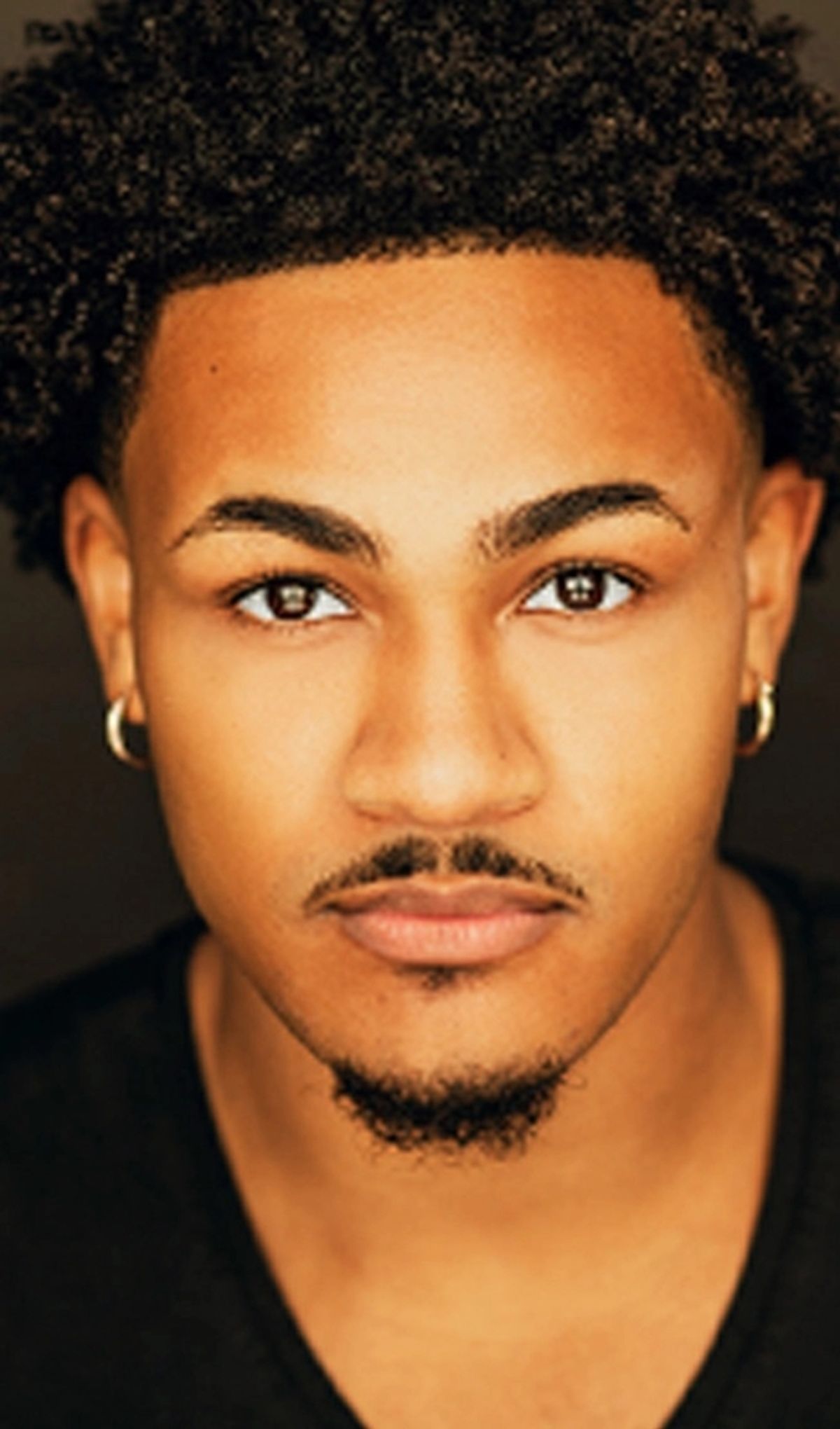 Aaron Patterson Headshot
