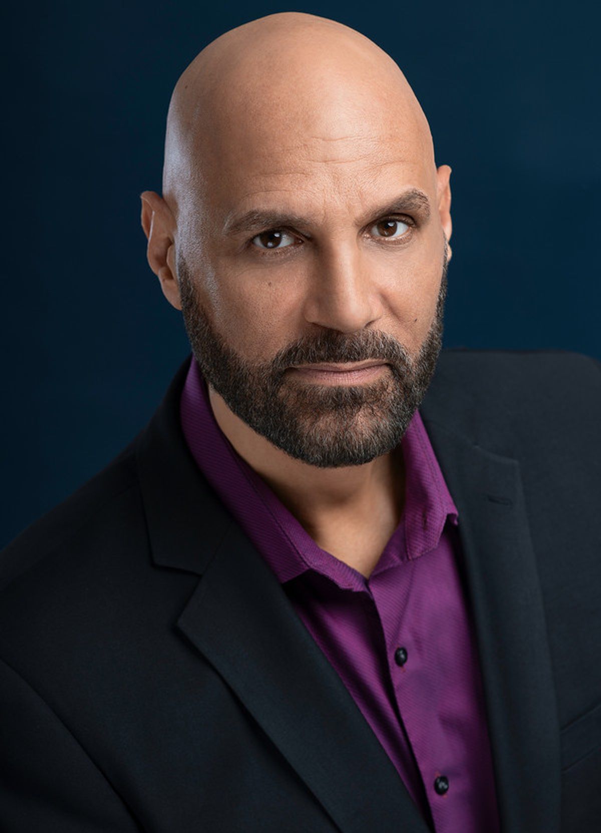 Charles Mandracchia Headshot