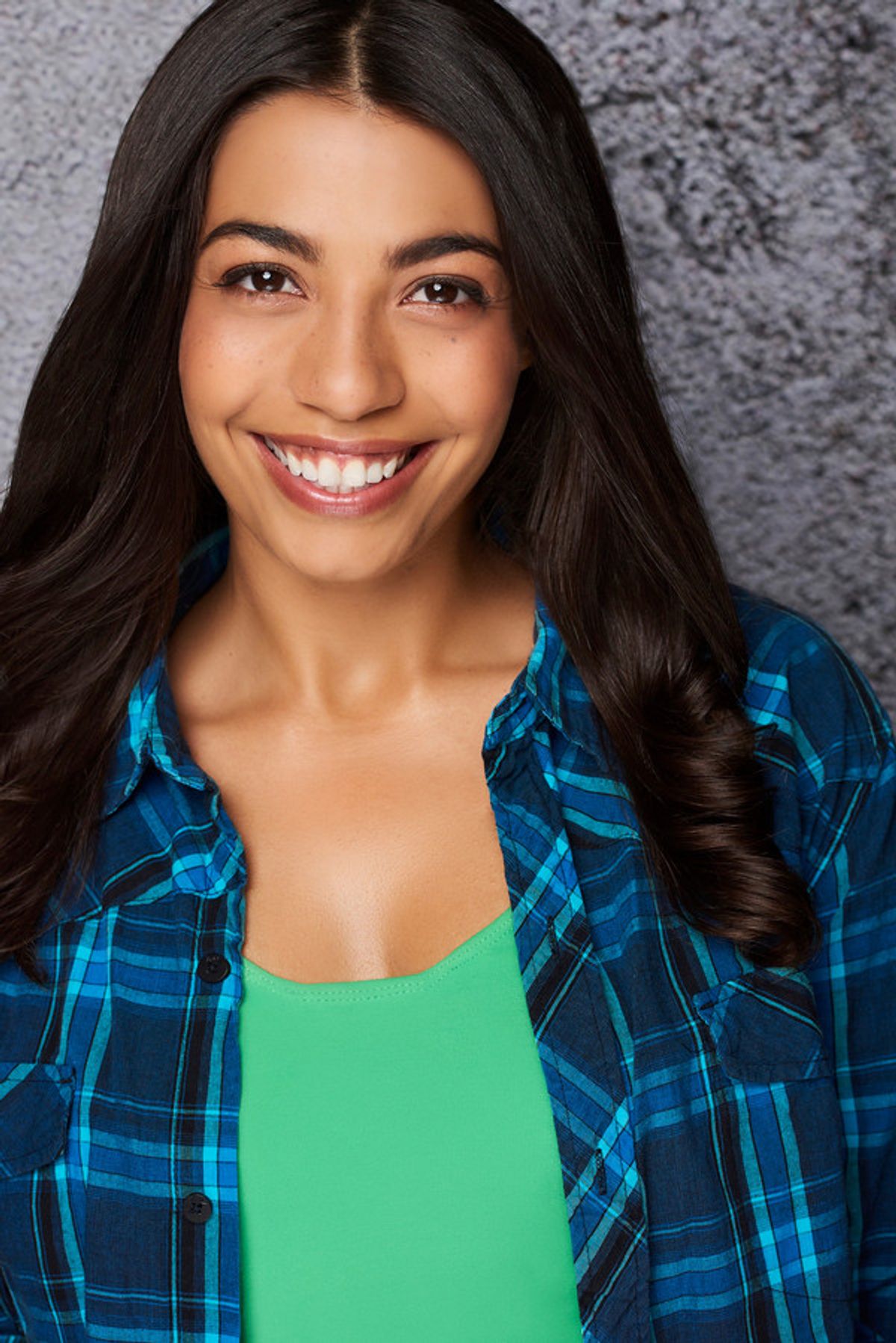 Tara Alise Cox Headshot